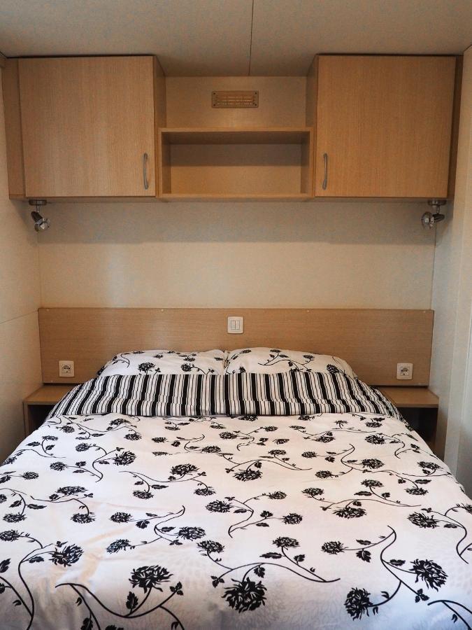 Lux Camp - Mobile Homes In Bi Village Fažana エクステリア 写真