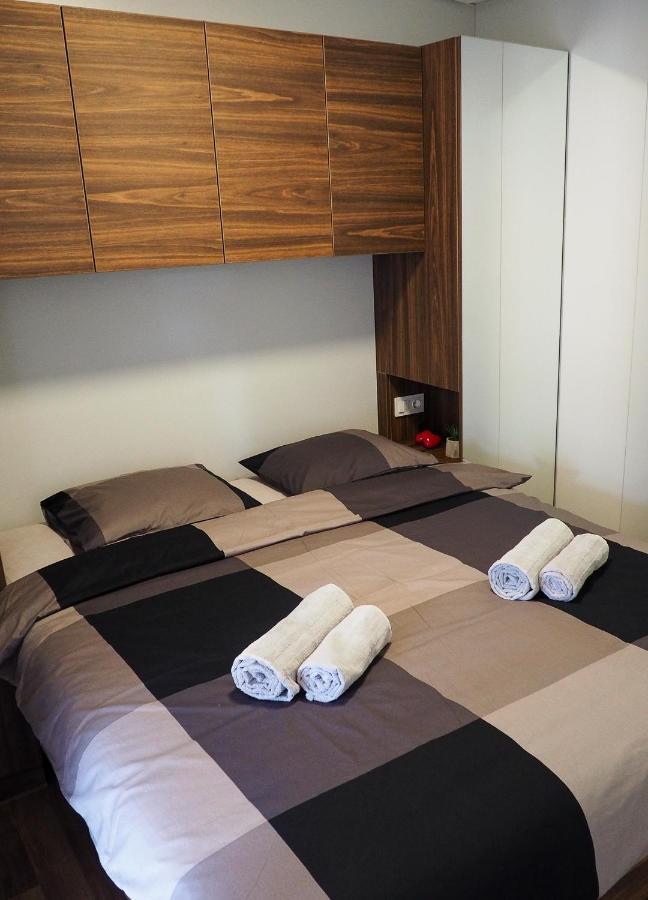 Lux Camp - Mobile Homes In Bi Village Fažana エクステリア 写真